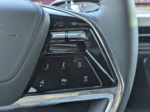 New 2025 Cadillac Escalade Sport Platinum w/ LPO, ONYX Package image 43