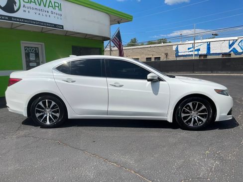 Used 2016 Acura TLX w/ Technology Package FWD image 8
