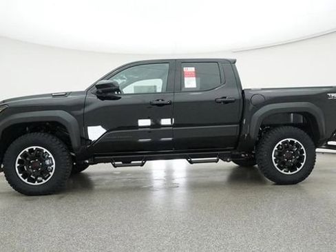 New 2025 Toyota Tacoma TRD Off-Road image 10