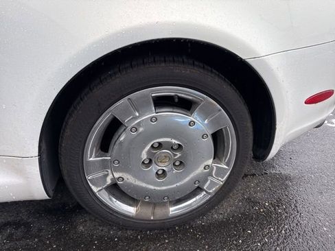 Used 2002 Lexus SC 430 Convertible image 16