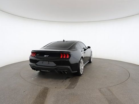 Used 2025 Ford Mustang GT Premium image 16
