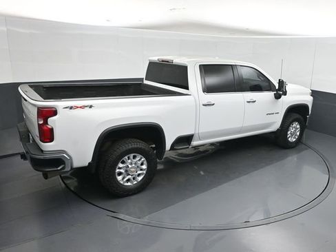 Used 2023 Chevrolet Silverado 2500 LTZ AWD/4WD image 32