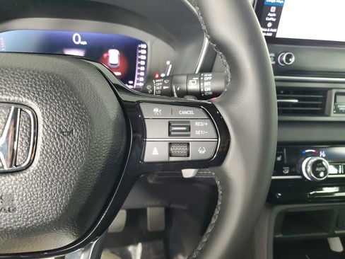 New 2026 Honda Pilot Touring image 25