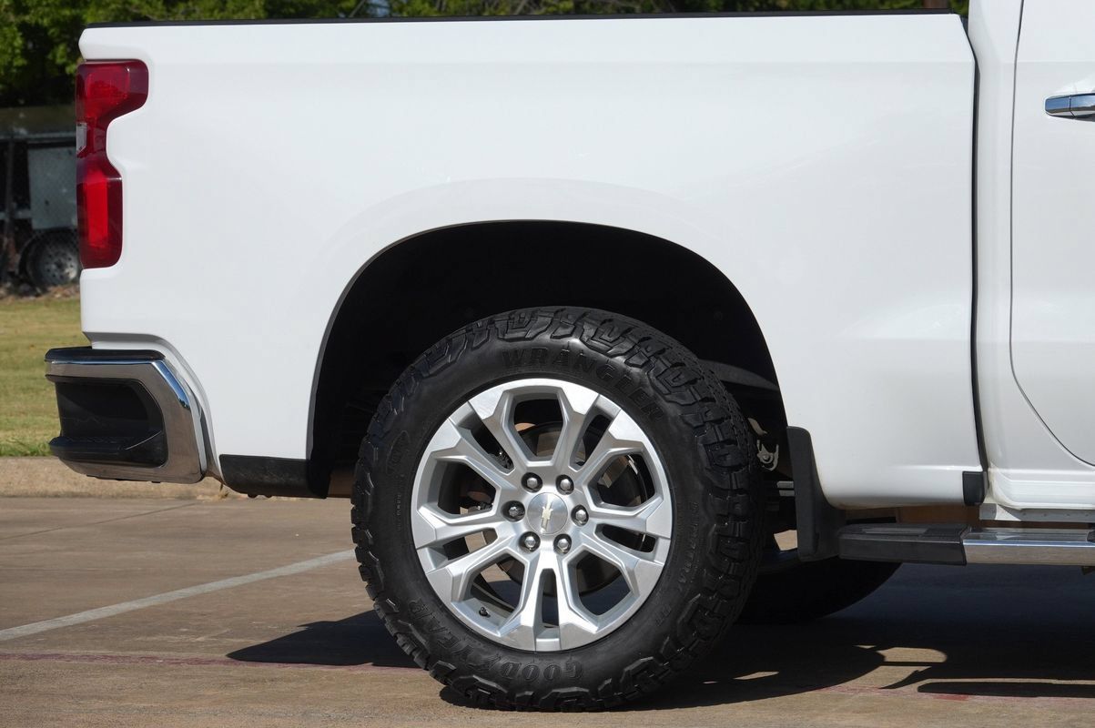 Used 2022 Chevrolet Silverado 1500 LTZ AWD/4WD image 27