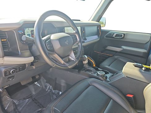 Used 2023 Ford Bronco Badlands AWD/4WD image 13