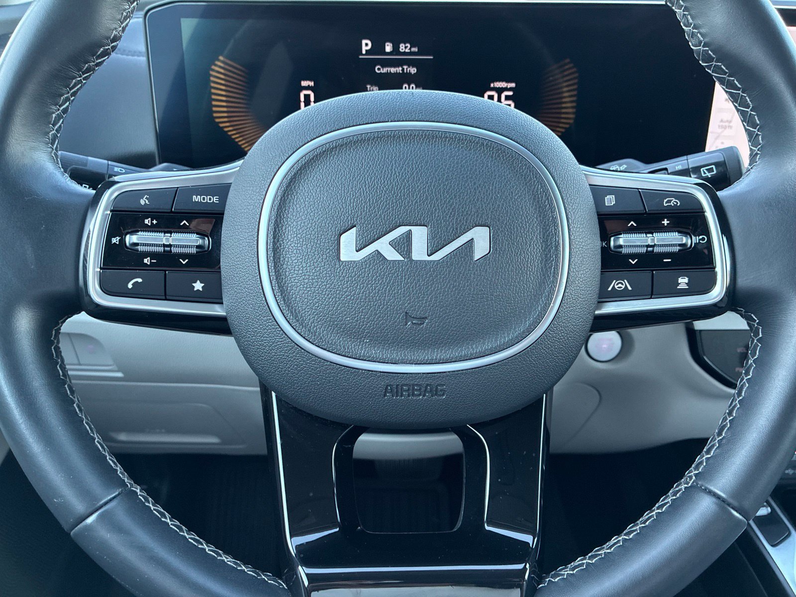 Used 2025 Kia Sorento S AWD/4WD image 26