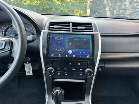 Used 2015 Toyota Camry LE FWD image 13