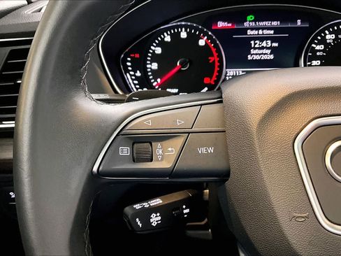 Used 2023 Audi Q5 2.0T Premium w/ Convenience Package AWD/4WD image 24