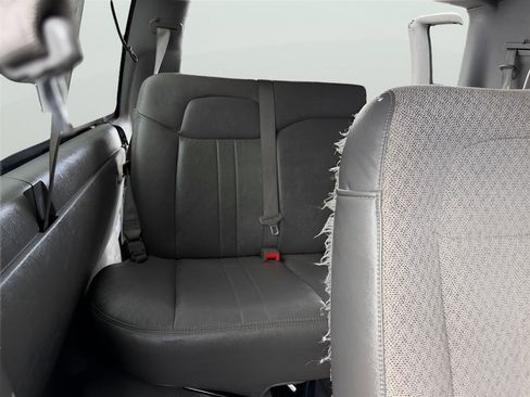 Used 2012 Chevrolet Express 2500 LS image 23