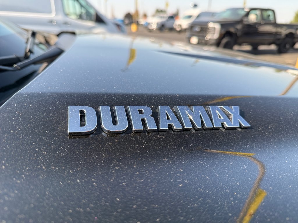 Used 2023 Chevrolet Silverado 1500 RST AWD/4WD image 39