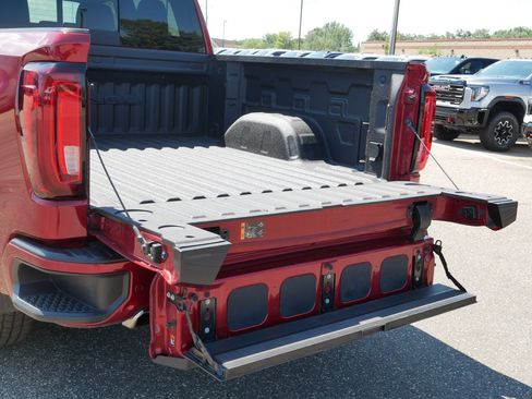 Used 2021 GMC Sierra 1500 Denali w/ Denali Ultimate Package AWD/4WD image 18