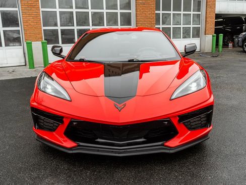 Used 2022 Chevrolet Corvette Stingray Preferred Cpe w/ Battery Protection Package RWD image 9