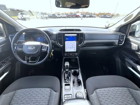 Used 2024 Ford Ranger XLT w/ Trailer Tow Package image 13