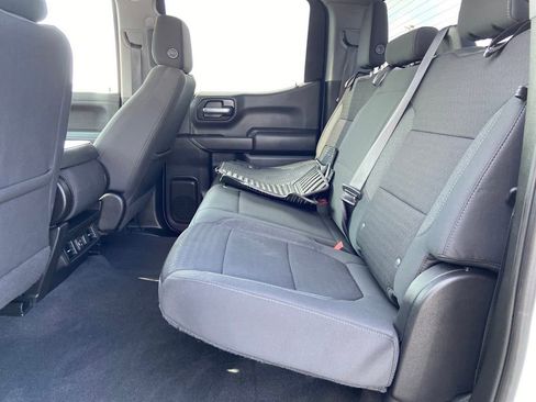 Used 2022 Chevrolet Silverado 1500 LT image 16