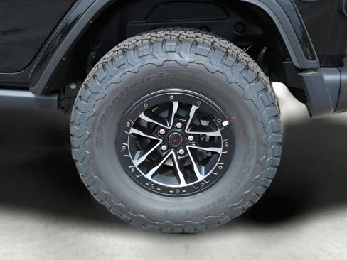 Used 2026 Jeep Wrangler Unlimited Rubicon AWD/4WD image 22