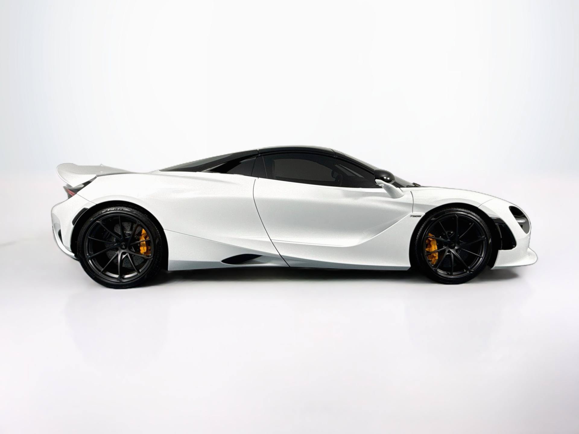 Used 2024 McLaren 750S Spider RWD image 79
