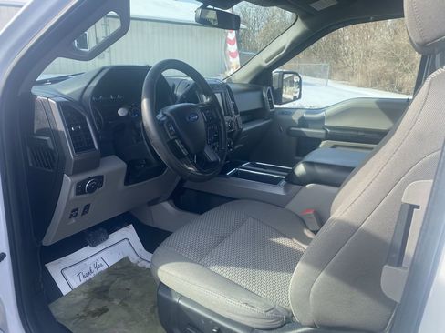 Used 2019 Ford F150 XLT w/ Equipment Group 302A Luxury image 10