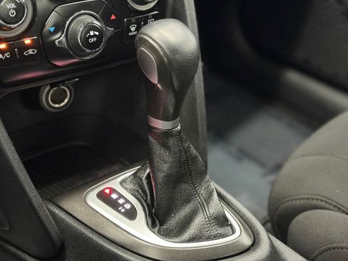 Used 2013 Dodge Dart SXT FWD image 22