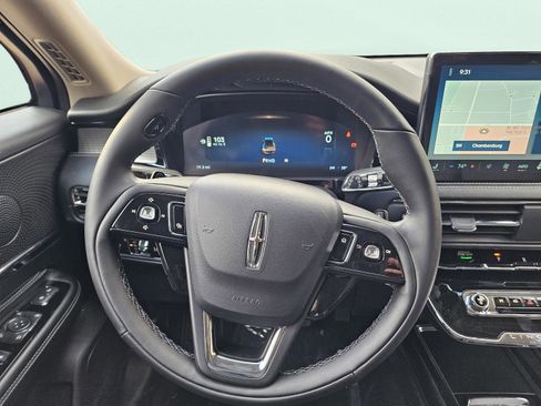 New 2026 Lincoln Corsair Premiere image 22