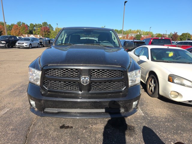 Used 2017 RAM 1500 Express AWD/4WD image 2