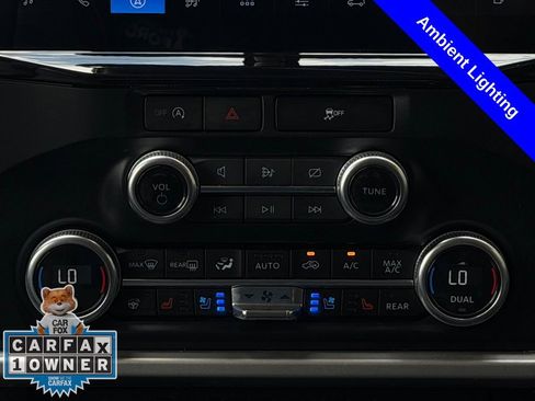 Used 2024 Ford Expedition Max XLT image 18