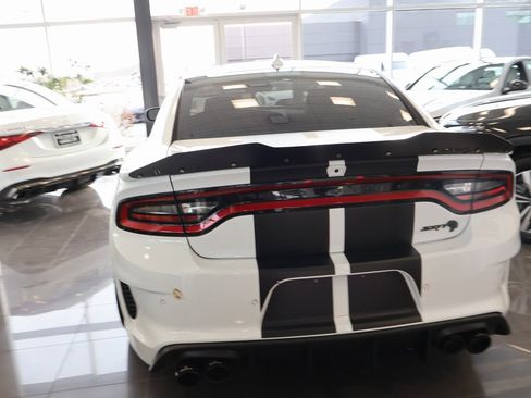 Used 2022 Dodge Charger SRT Hellcat w/ Alcantara Interior Package image 15