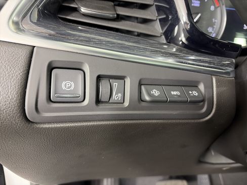 Used 2022 Cadillac XT5 Premium Luxury w/ Technology Package image 32