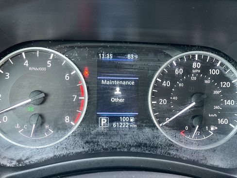 Used 2024 Nissan Sentra S FWD image 25