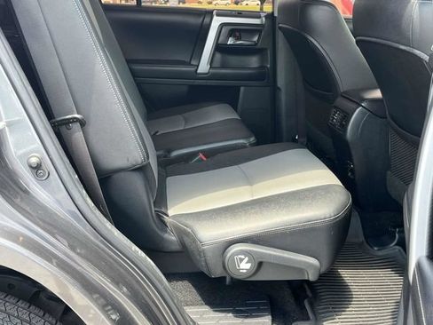 Used 2016 Toyota 4Runner SR5 Premium AWD/4WD image 23
