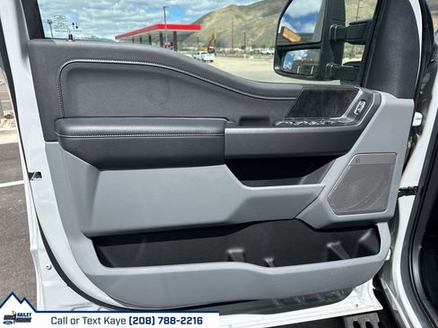 New 2026 Ford F250 XLT w/ XLT Premium Package AWD/4WD image 43