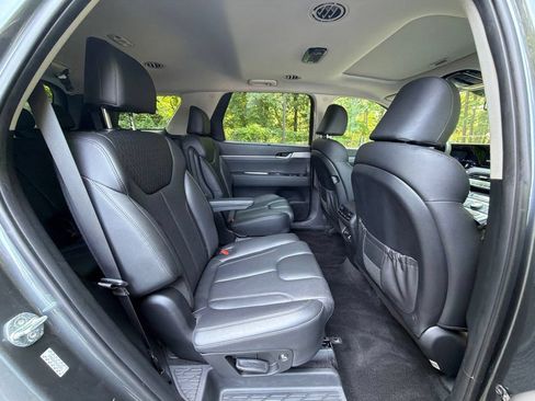 Used 2022 Hyundai Palisade SEL w/ Premium Package AWD/4WD image 11