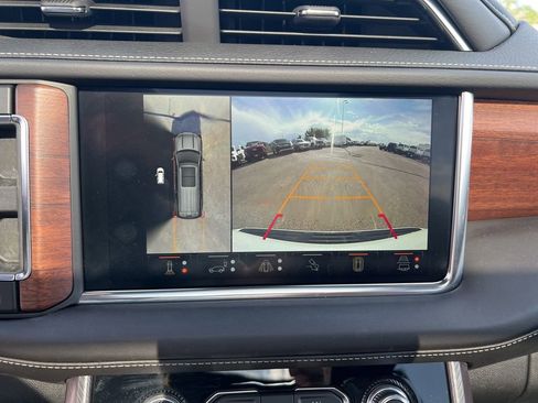 Used 2024 GMC Yukon Denali Ultimate AWD/4WD image 14