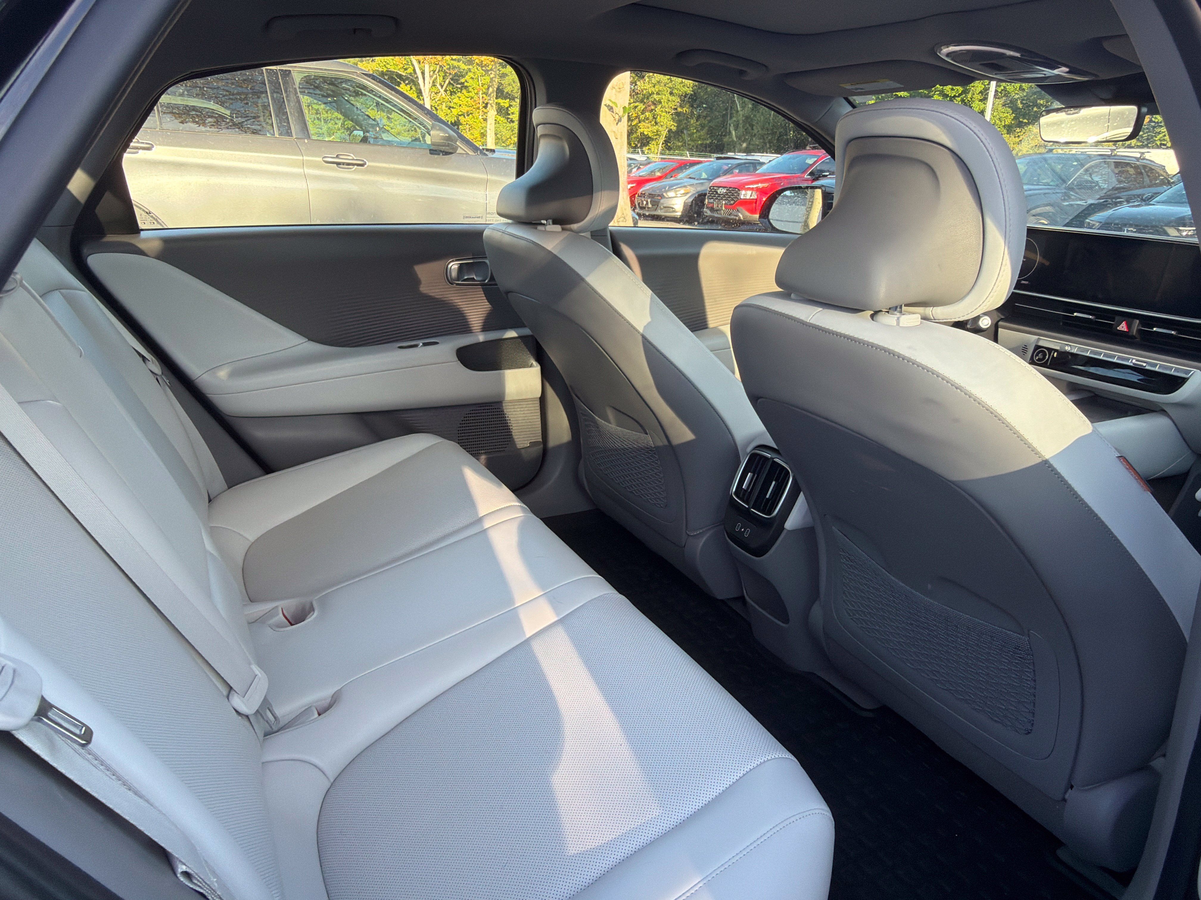 Used 2023 Hyundai Ioniq 6 Limited RWD image 11