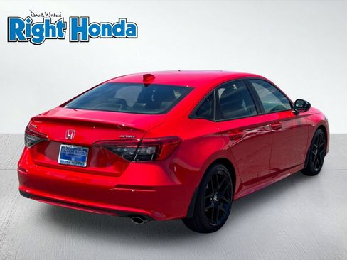 Used 2024 Honda Civic Sport image 7