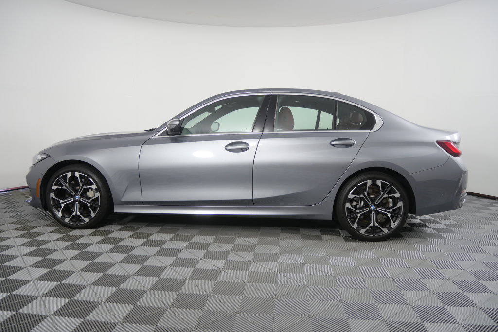 Used 2026 BMW 330i Sedan RWD image 7