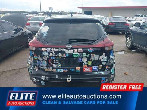 Used 2023 Nissan Kicks S image 31