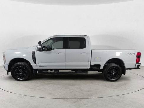 Certified 2025 Ford F350 Lariat w/ Black Appearance Package image 2