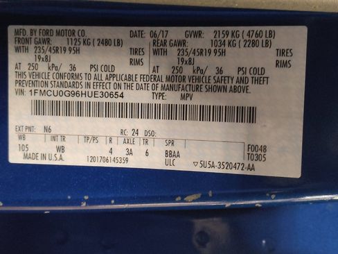 Used 2017 Ford Escape SE w/ SE Sport Appearance Package image 33