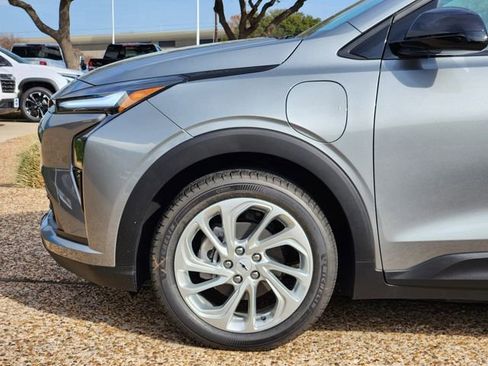 New 2027 Chevrolet Bolt LT image 17