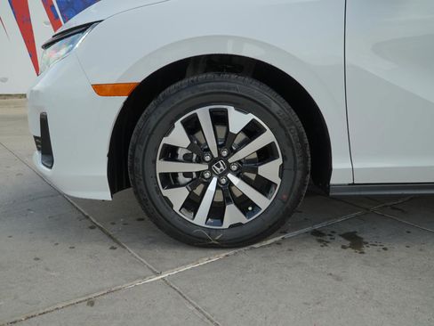 New 2026 Honda Odyssey EX-L image 12