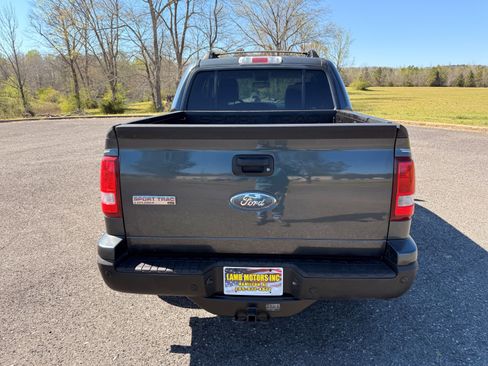 Used 2010 Ford Explorer Sport Trac XLT RWD image 4