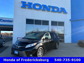 Used 2020 Toyota Sienna XLE video 1
