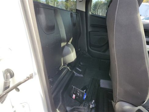 Used 2022 Chevrolet Colorado LT w/ Fleet Safety Package image 16