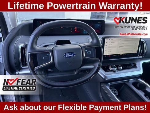 Used 2025 Ford Expedition Max Platinum image 15