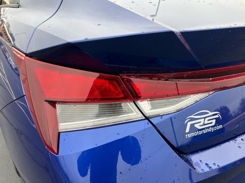 Used 2023 Hyundai Elantra SEL image 22