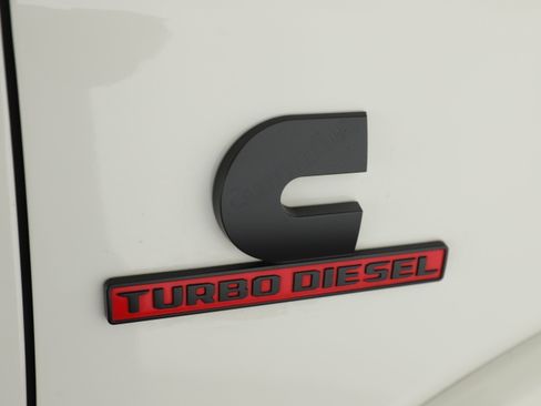 Certified 2024 RAM 2500 Limited image 8