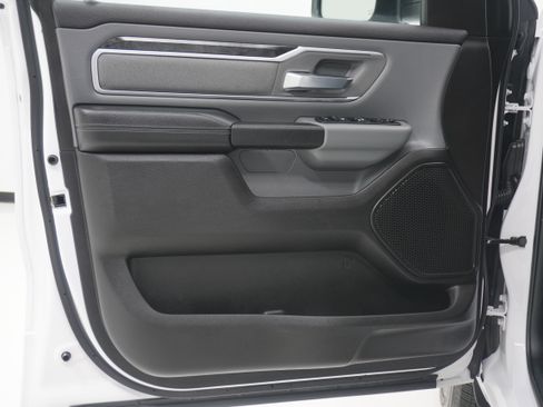 Used 2019 RAM 1500 Big Horn AWD/4WD image 13