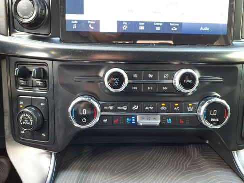 Used 2021 Ford F150 Platinum w/ Equipment Group 701A High AWD/4WD image 25