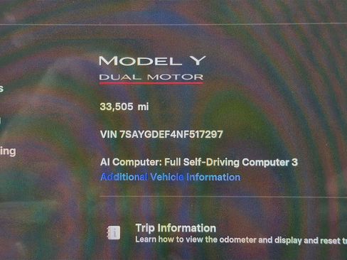 Used 2022 Tesla Model Y Performance AWD/4WD image 18