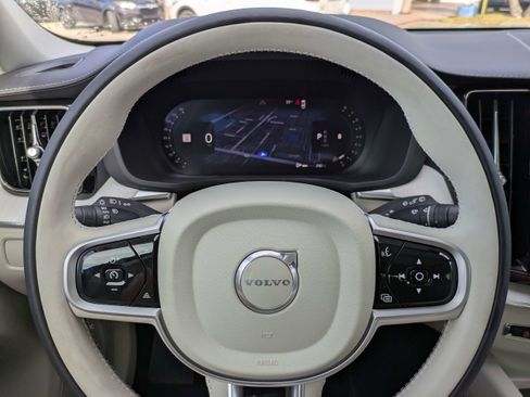 New 2026 Volvo XC60 B5 Ultra w/ Protection Package Premier image 26